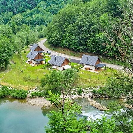 Resort Stari Malni, Osilnica - Vacation Houses Stari Malni エクステリア 写真