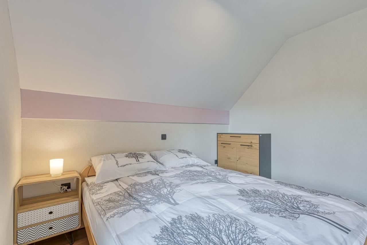 Resort Stari Malni, Osilnica - Vacation Houses Stari Malni エクステリア 写真