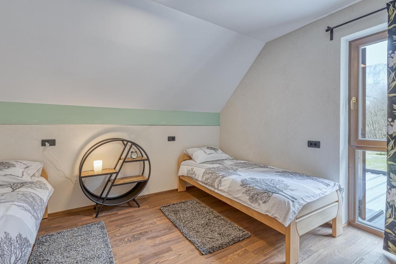 Resort Stari Malni, Osilnica - Vacation Houses Stari Malni エクステリア 写真